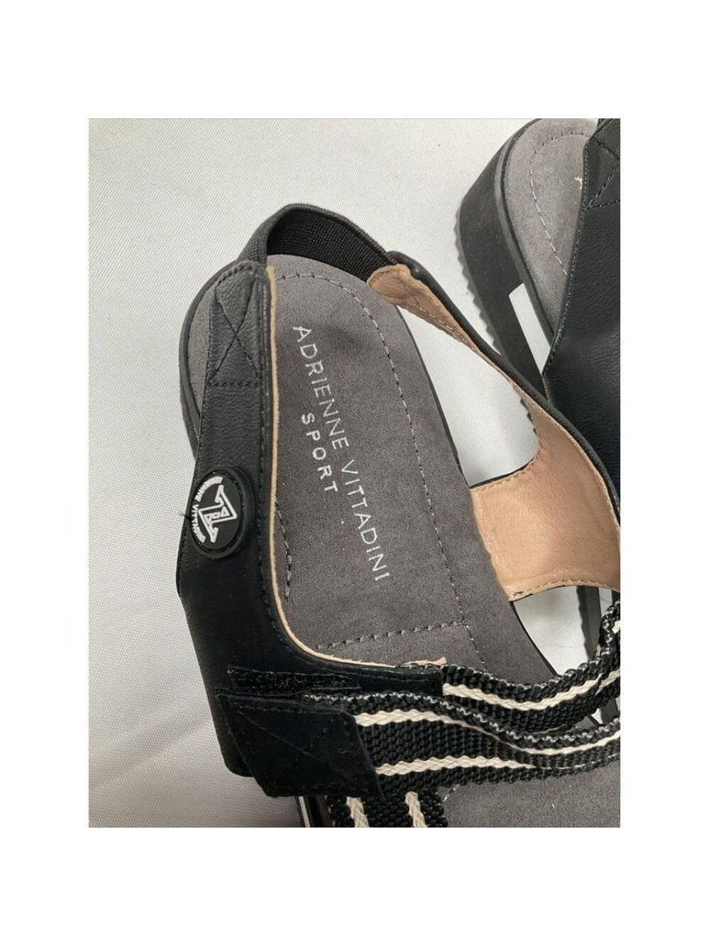 NEW Adrienne Vittadini Sport Women Sandals Faux Leather Black White 10M - Picture 11 of 14